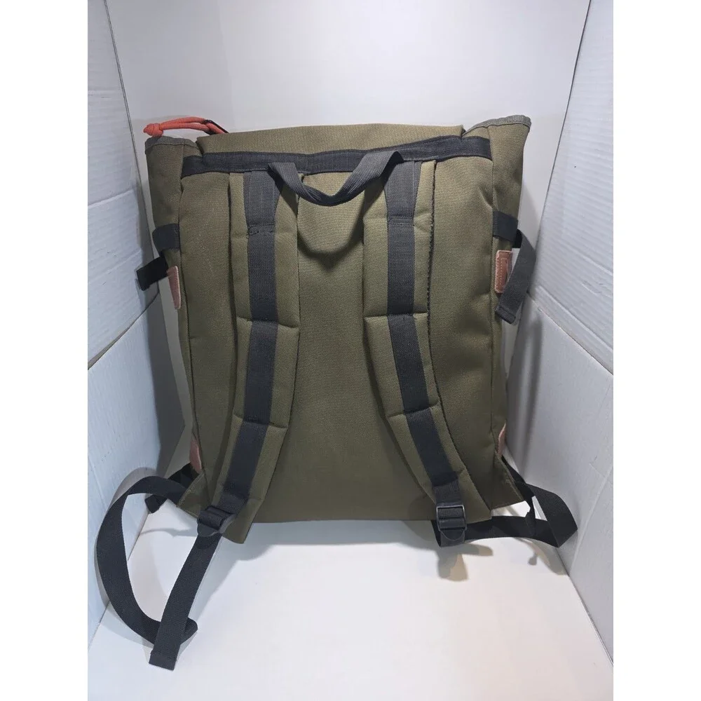 Wilder And Sons Backpack With Laptop Pocket Green - Perfect Condition - Picture 2 of 8